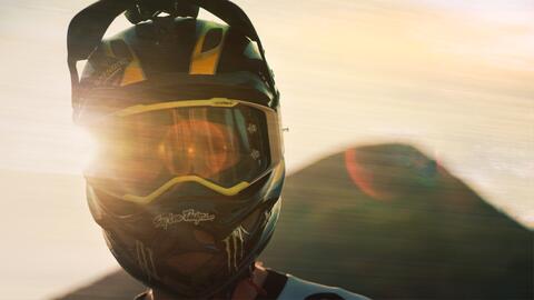 DEITY Components : Driven | Aspect Media